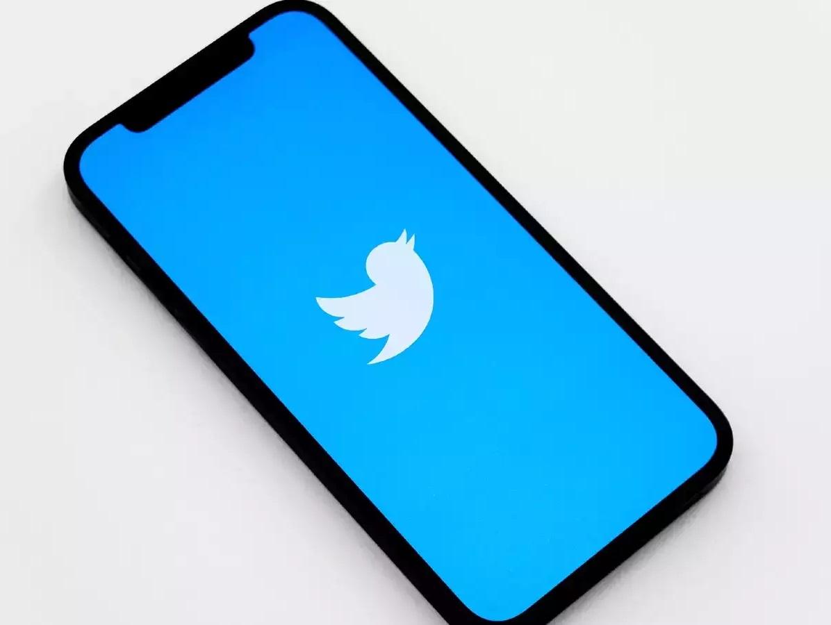 Araştırma: Twitter Algoritmaları Sağ Siyaset Odaklı