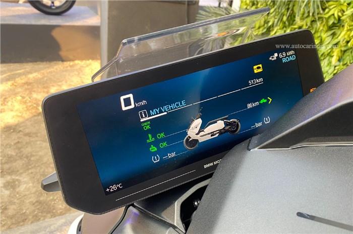 BMW CE 04 Elektrikli Scooter Piyasaya Çıkıyor