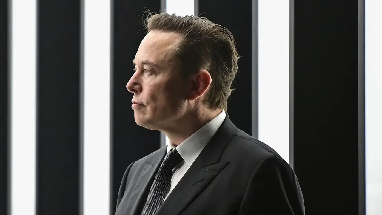 Elon Musk'tan X Çalışanlarına Şartlı Hisse Opsiyonları