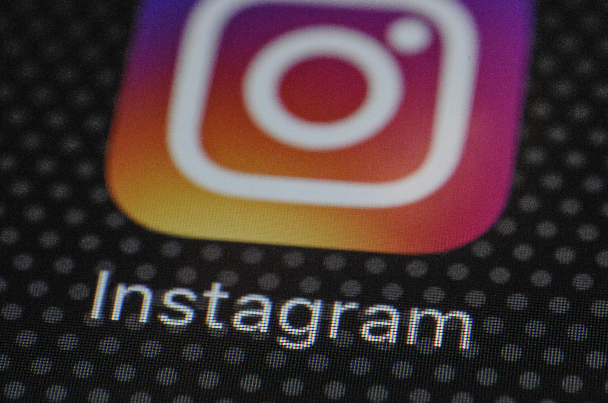 "Instagram Devamlı Duruyor" Hatası Çözme Adımları