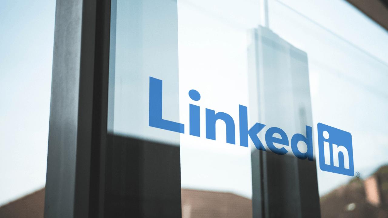 LinkedIn Çalışanlarına Kalıcı Olarak Uzaktan Çalışabileceklerini Söyledi