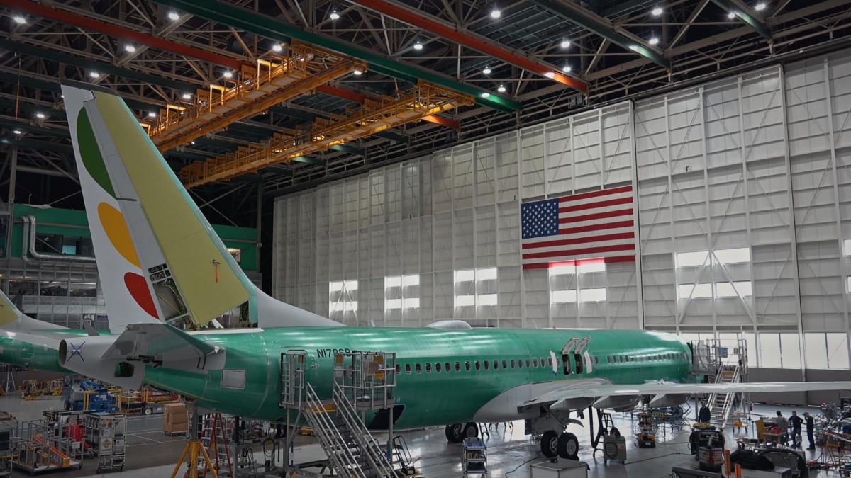 NASA and Boeing to Produce New Airplane Models