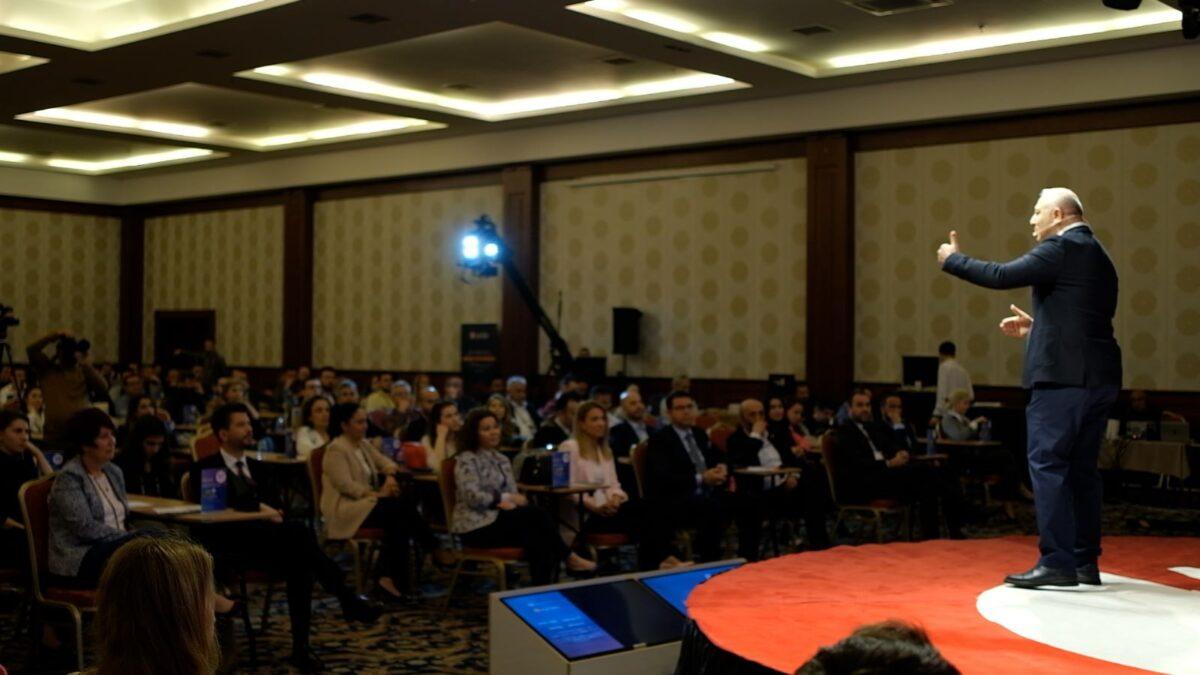 Oniki E-Commerce and E-Export Conference Organized in Denizli