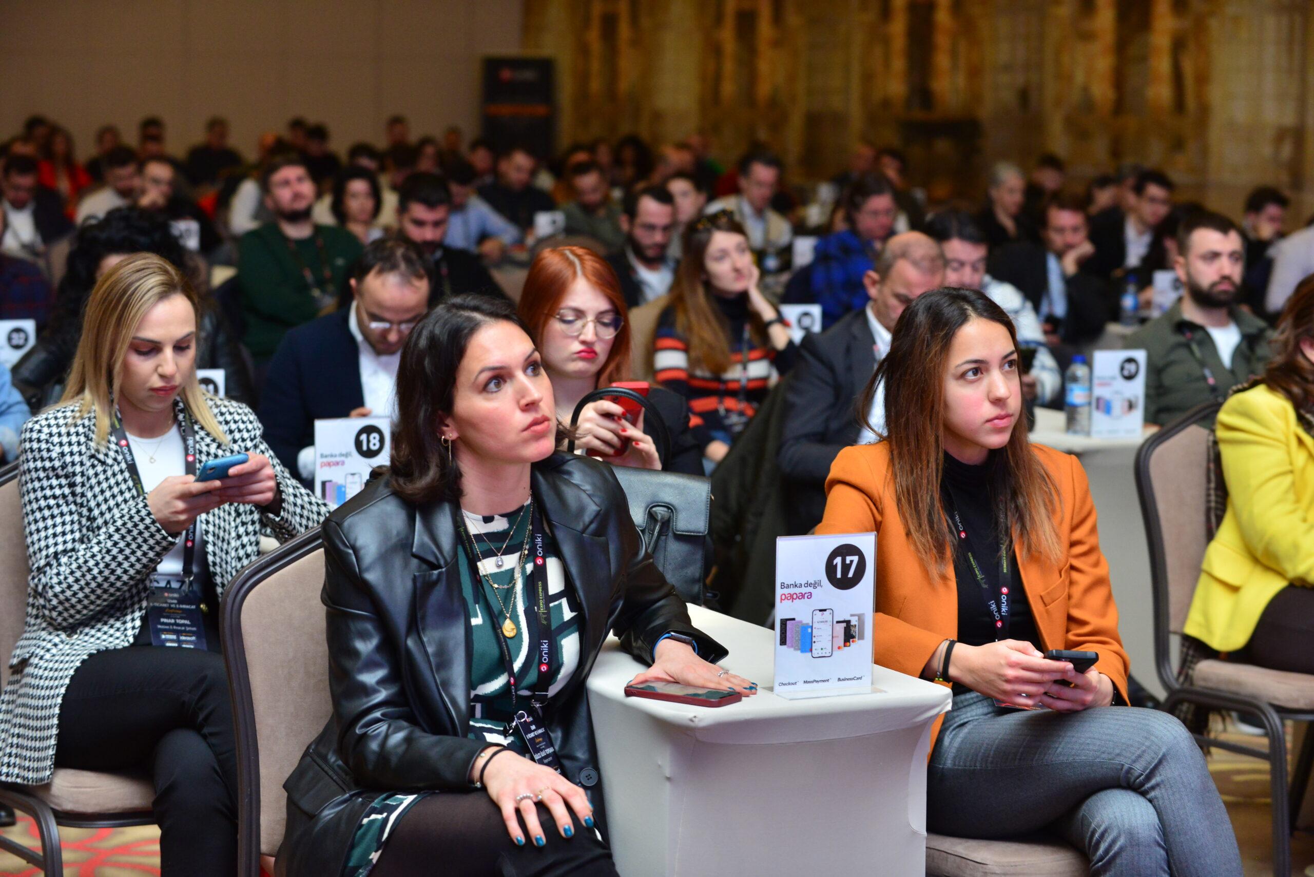 Oniki E-Ticaret ve E-İhracat Konferansı İzmir’de Gerçekleşti