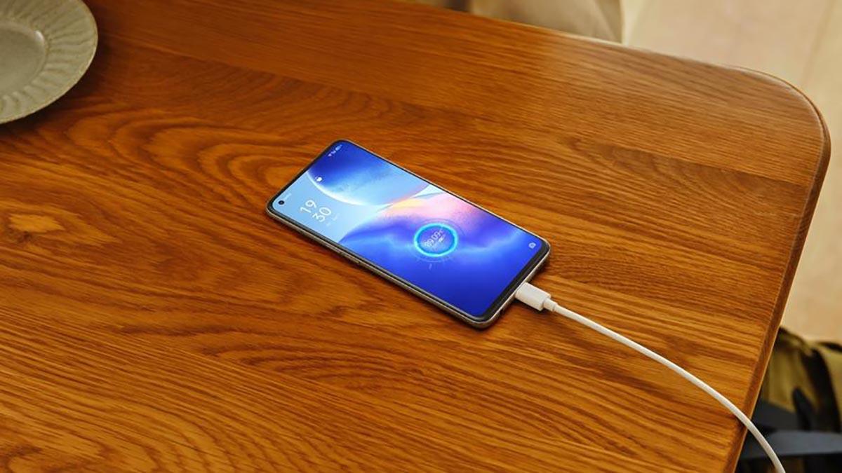 OPPO Reno5, 50W ile Nasıl Bu Kadar Hızlı Şarj Ediliyor?