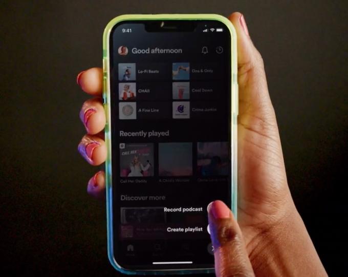 Spotify, Uygulama İçi Podcast Oluşturma Araçlarını Test Ediyor