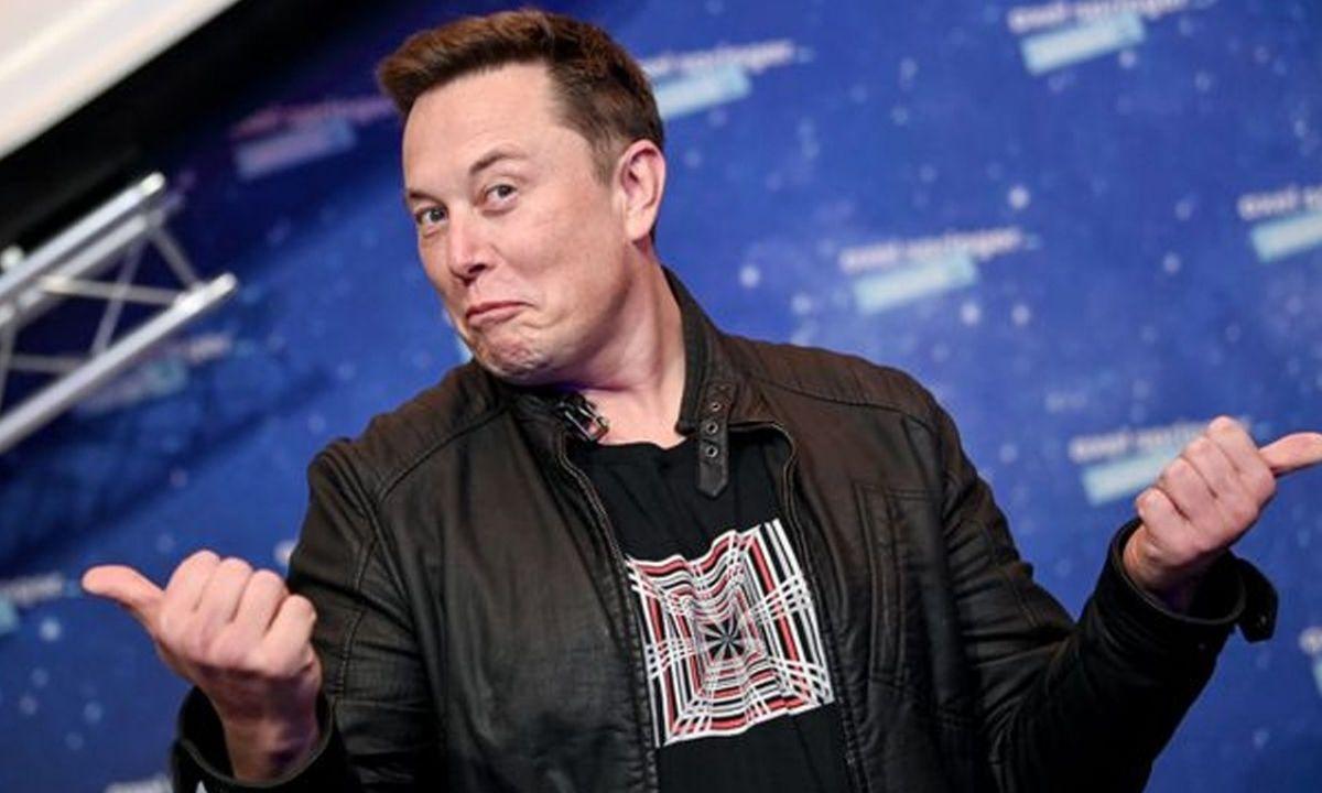 <strong>Elon Musk, Twitter’daki İsmini Değiştirdi</strong>