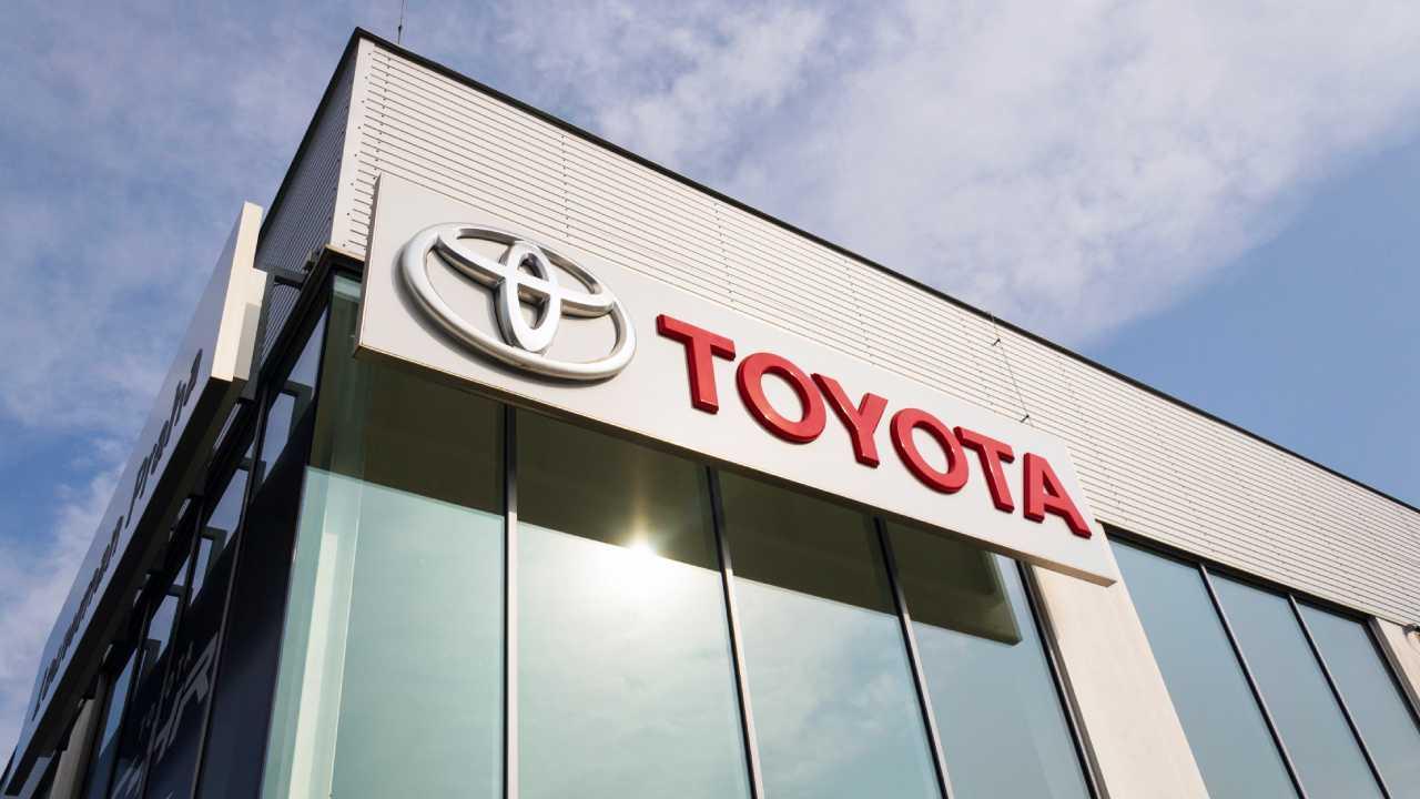 Toyota Siber Saldırı Sonucu Japonya'da Üretimi Durdurdu