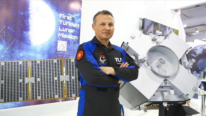 TUA Paylaştı: İlk Türk Astronot Uzaya Çıkmak için Hazır