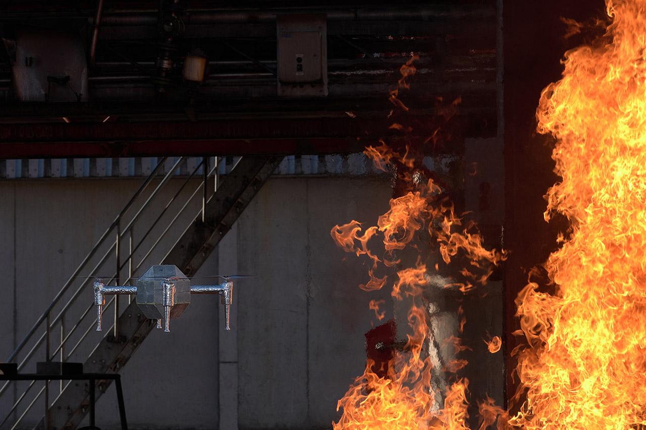 Yeni Drone, Yangın için Tasarlandı! İşte FireDrone